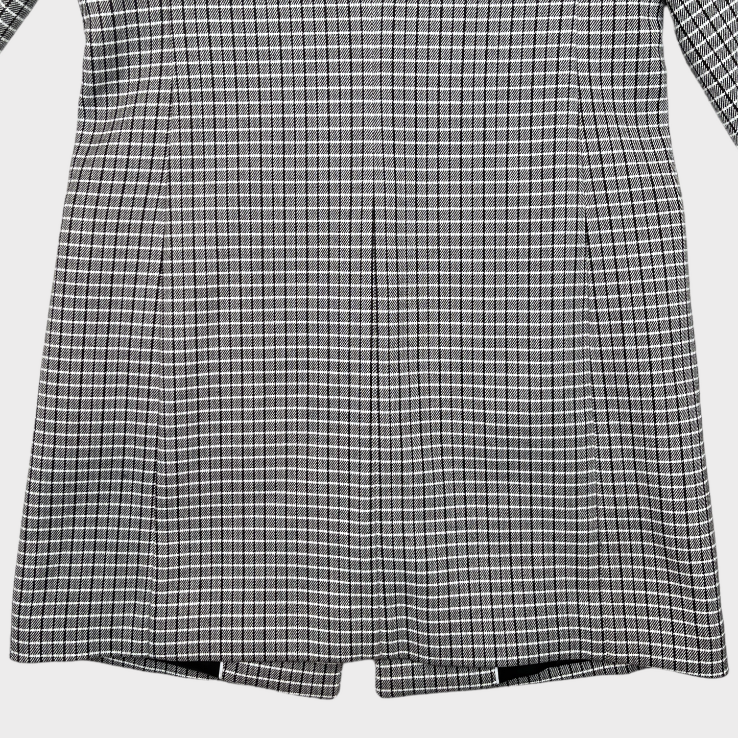 Club Monaco Plaid Checkered Three-Button Coat in Grey/Black/White Women's Small